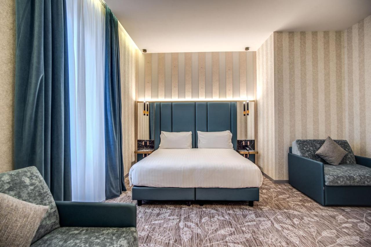 Cc Palace Hotel Rome Exterior photo